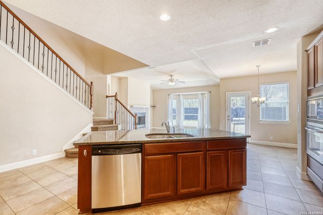 11926 Jasmine, San Antonio, TX 78253