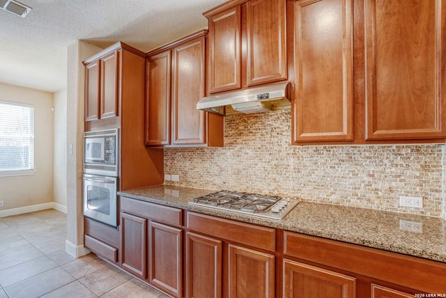 11926 Jasmine, San Antonio, TX 78253