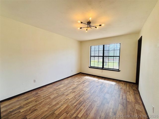 417308 Bridgeport Road, Eufaula, OK 74432