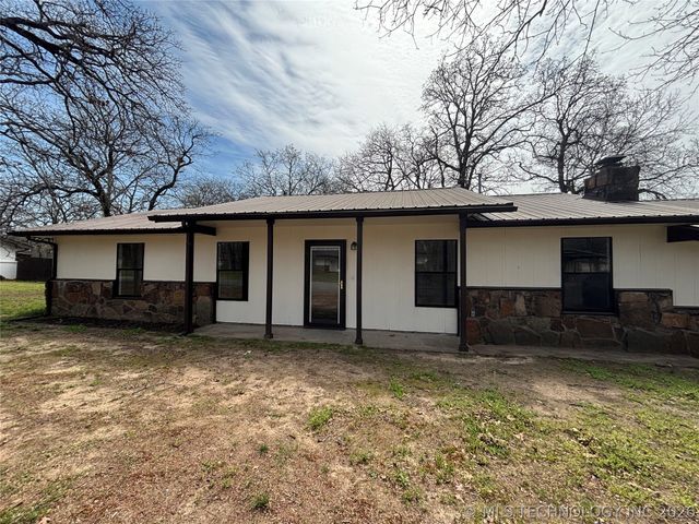 417308 Bridgeport Road, Eufaula, OK 74432