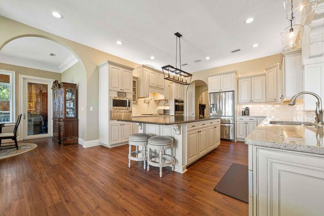 229 NE Mooney Road, Fort Walton Beach, FL 32547
