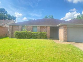 1715 Meadow Green Drive, Missouri City, TX 77489