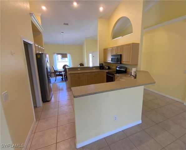 3817 NW 46th ST, Cape Coral, FL 33993