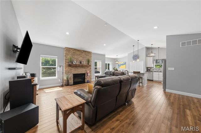 648 Wyndview Drive, O'fallon, MO 63367