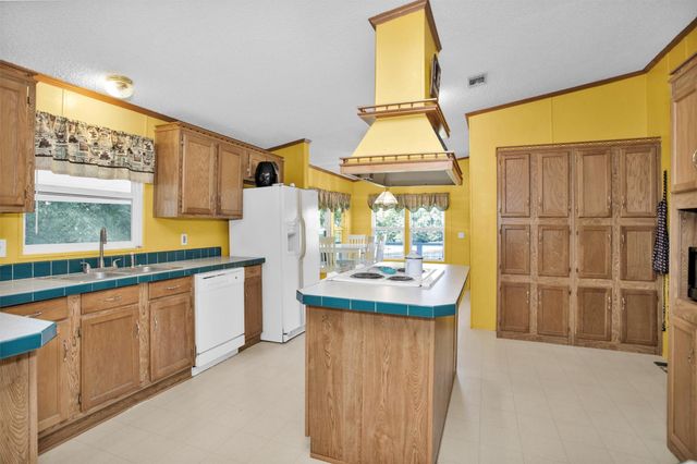 380 Rose Hill Road, Coldspring, TX 77331