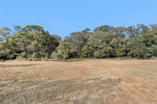380 Rose Hill Road, Coldspring, TX 77331