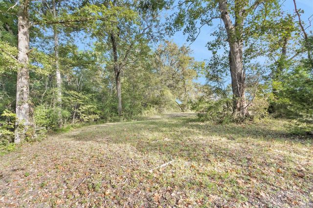 380 Rose Hill Road, Coldspring, TX 77331