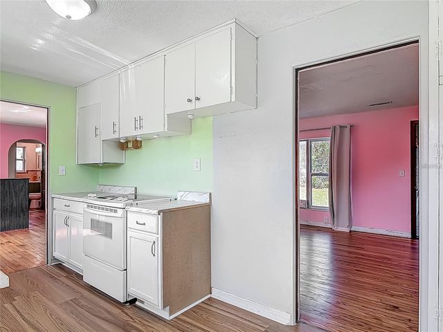 243 S HULL AVENUE, Deland, FL 32720