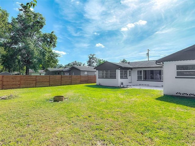 243 S HULL AVENUE, Deland, FL 32720