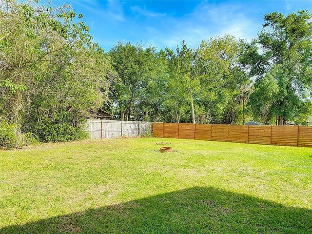 243 S HULL AVENUE, Deland, FL 32720