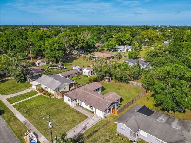 243 S HULL AVENUE, Deland, FL 32720