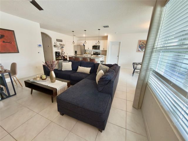 512 LILY LANE, Davenport, FL 33837