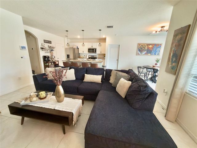 512 LILY LANE, Davenport, FL 33837