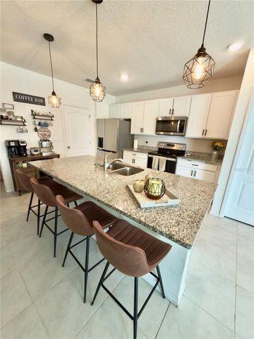 512 LILY LANE, Davenport, FL 33837