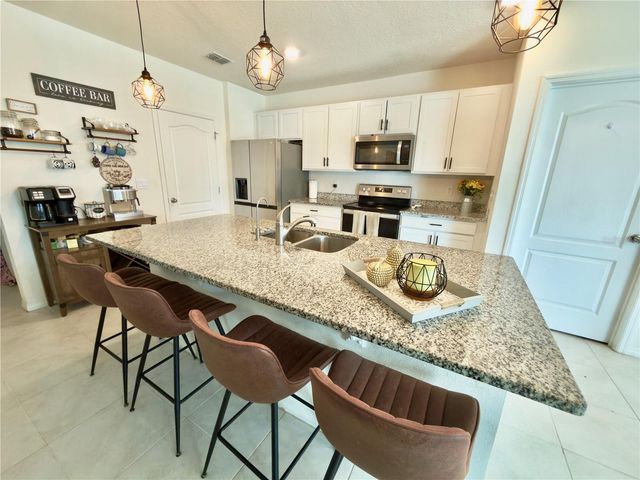 512 LILY LANE, Davenport, FL 33837