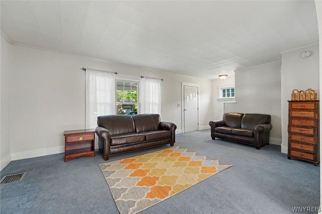14 Field Avenue, Lancaster, NY 14086
