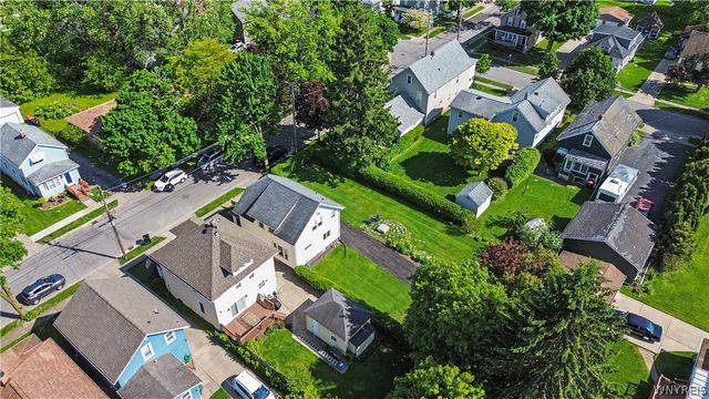 14 Field Avenue, Lancaster, NY 14086
