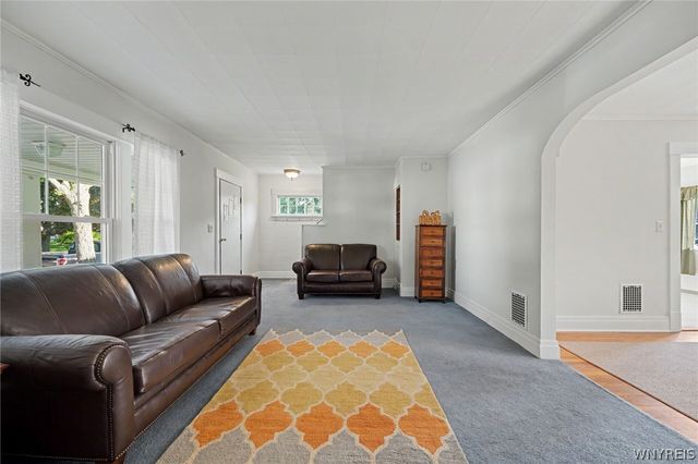 14 Field Avenue, Lancaster, NY 14086