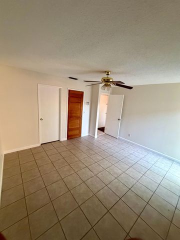7120 Walter Ave, Sacramento, CA 95828