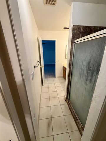 7120 Walter Ave, Sacramento, CA 95828