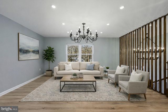 110 ELAINE DR, Winchester, VA 22602