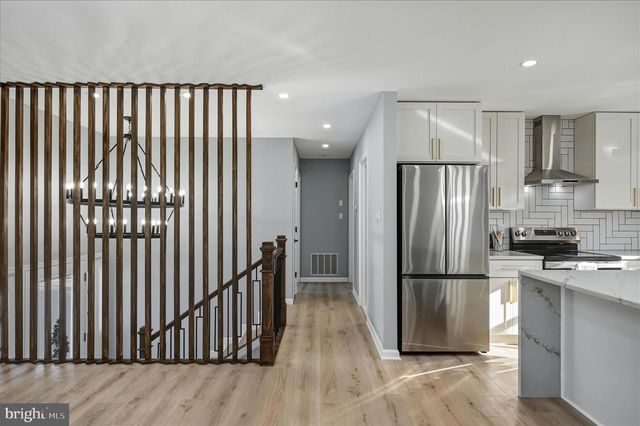 110 ELAINE DR, Winchester, VA 22602