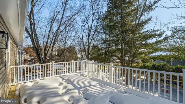 110 ELAINE DR, Winchester, VA 22602