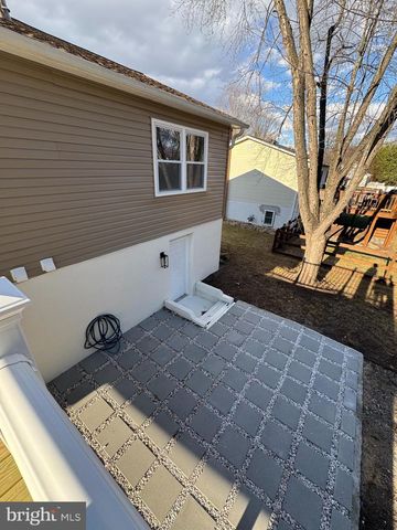 110 ELAINE DR, Winchester, VA 22602