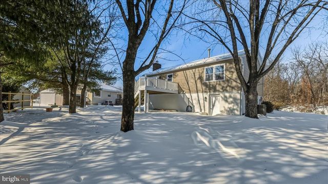 110 ELAINE DR, Winchester, VA 22602