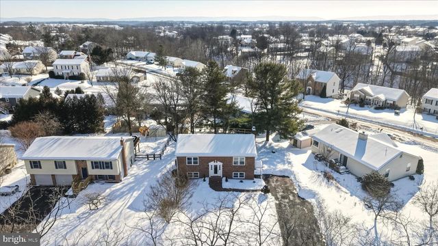 110 ELAINE DR, Winchester, VA 22602