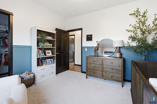 200 Morning Glory Cir Circle, Brookings, SD 57006