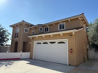 8724 Ramona 4, Bellflower, CA 90706