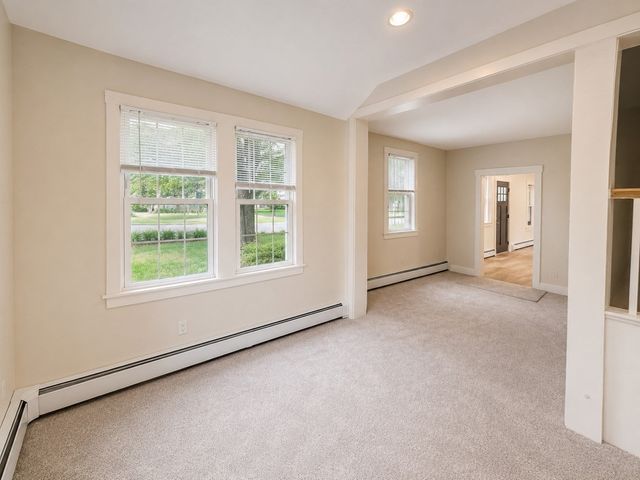 1076 Hill Street, Northbridge, MA 01534