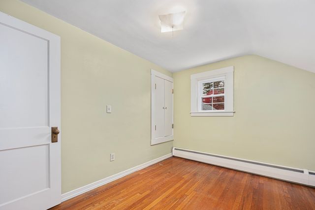 1076 Hill Street, Northbridge, MA 01534