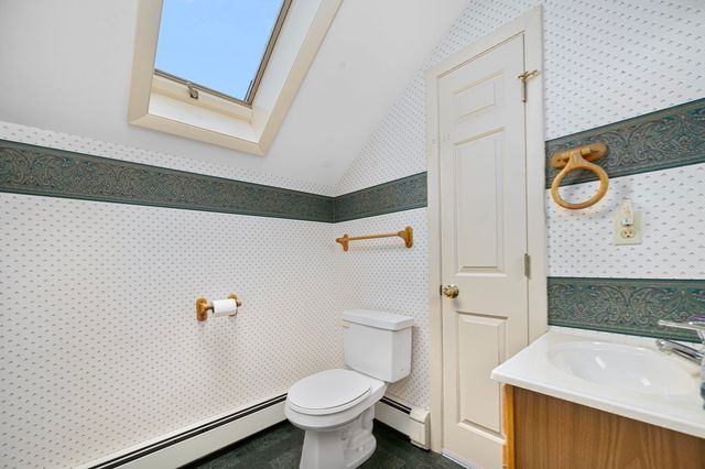 1076 Hill Street, Northbridge, MA 01534