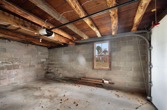 1076 Hill Street, Northbridge, MA 01534