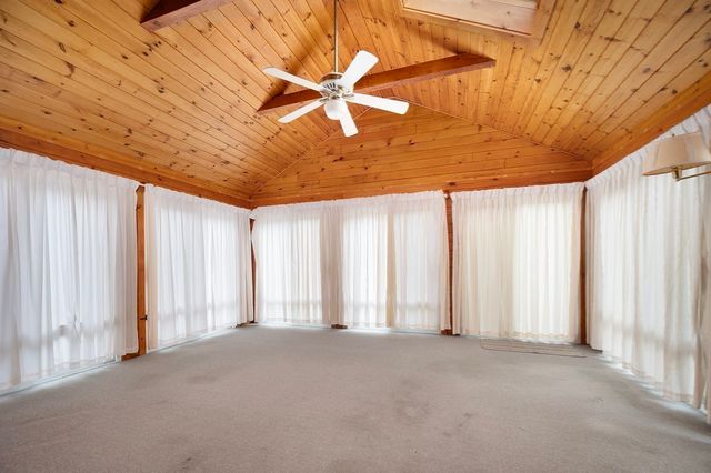 1076 Hill Street, Northbridge, MA 01534