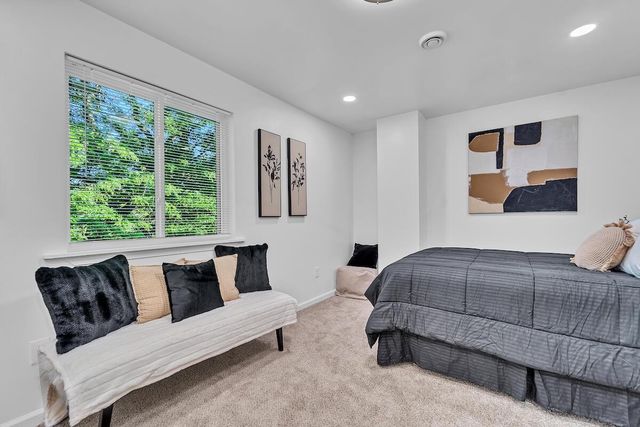 604 N 40th STREET, Milwaukee, WI 53208