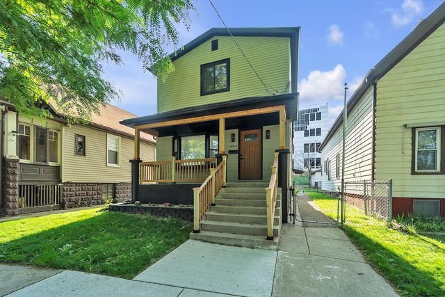 604 N 40th STREET, Milwaukee, WI 53208