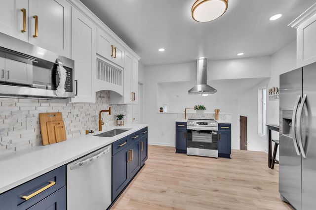 604 N 40th STREET, Milwaukee, WI 53208