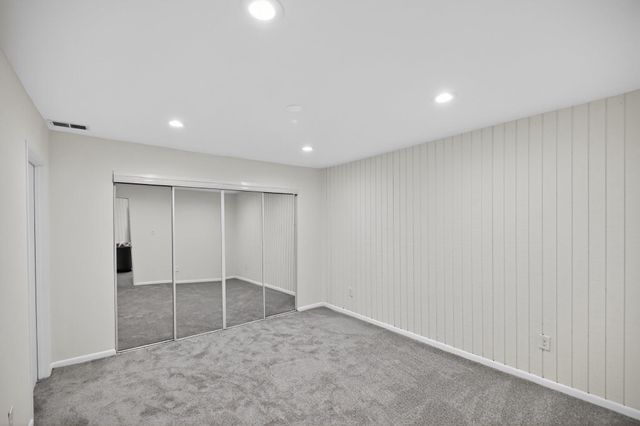 2434 SOUTHGATE SQ, Reston, VA 20191