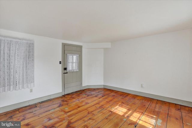 40 S CANAL ST, Yardley, PA 19067