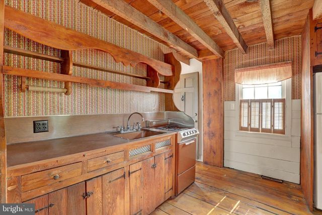 40 S CANAL ST, Yardley, PA 19067