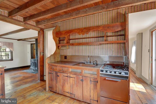 40 S CANAL ST, Yardley, PA 19067