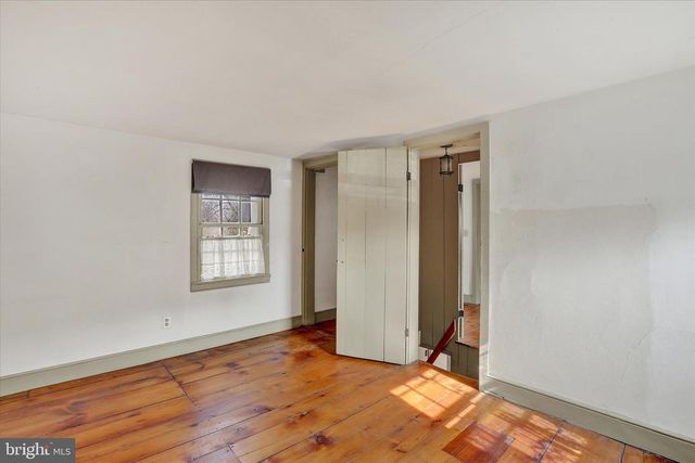 40 S CANAL ST, Yardley, PA 19067