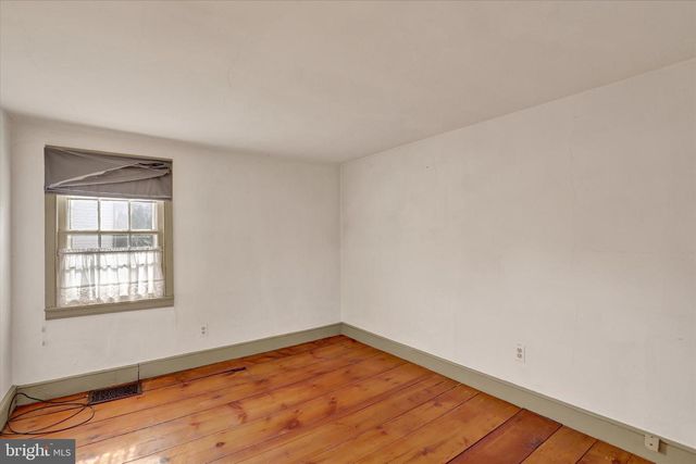 40 S CANAL ST, Yardley, PA 19067