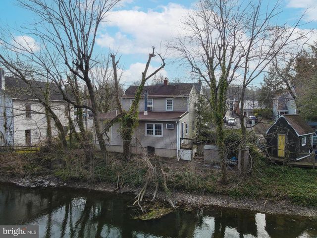 40 S CANAL ST, Yardley, PA 19067