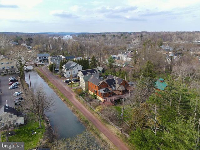 40 S CANAL ST, Yardley, PA 19067