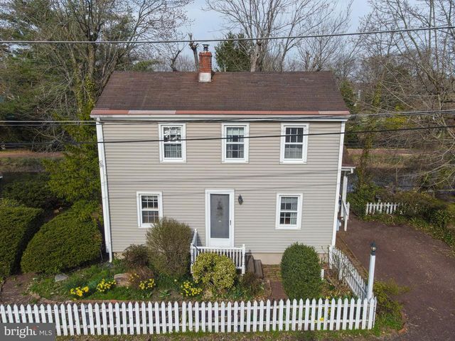 40 S CANAL ST, Yardley, PA 19067