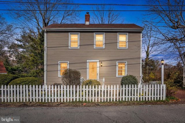 40 S CANAL ST, Yardley, PA 19067